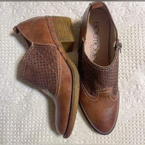 NEW Boutique By Corky's Kia Brown Faux Leather Western Ankle Booties Size 6